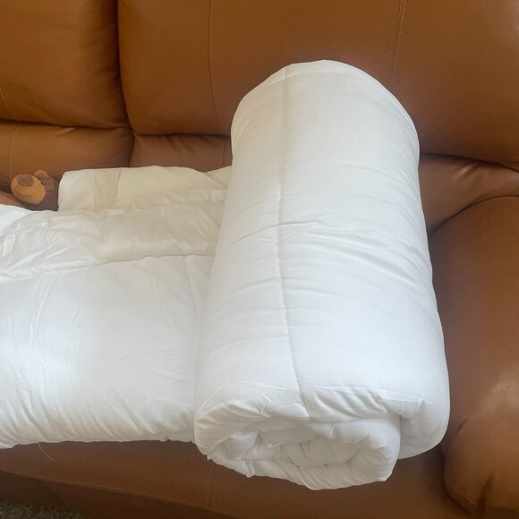 NWOT Bedsure Comforters King Size - Duvet Insert - Picture 7 of 9